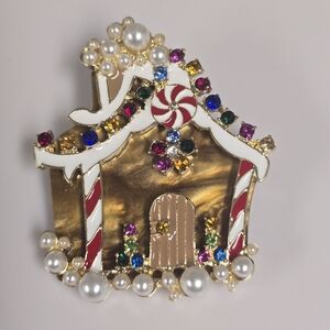 🆕️🎄🍬ENAMELED GINGERBREAD HOUSE CHRISTMAS BROOCH PIN🍬🎄
